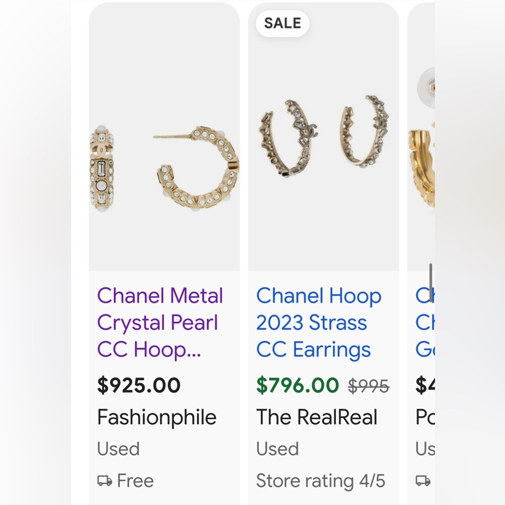 CHANEL Strass Silver Crystal Stud Earrings with box - Picture 10 of 11